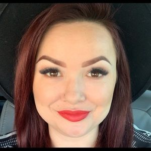 Meet your Posher, Posh